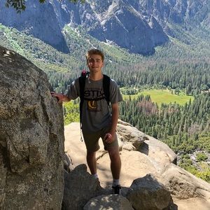 Meet your Posher, Evan